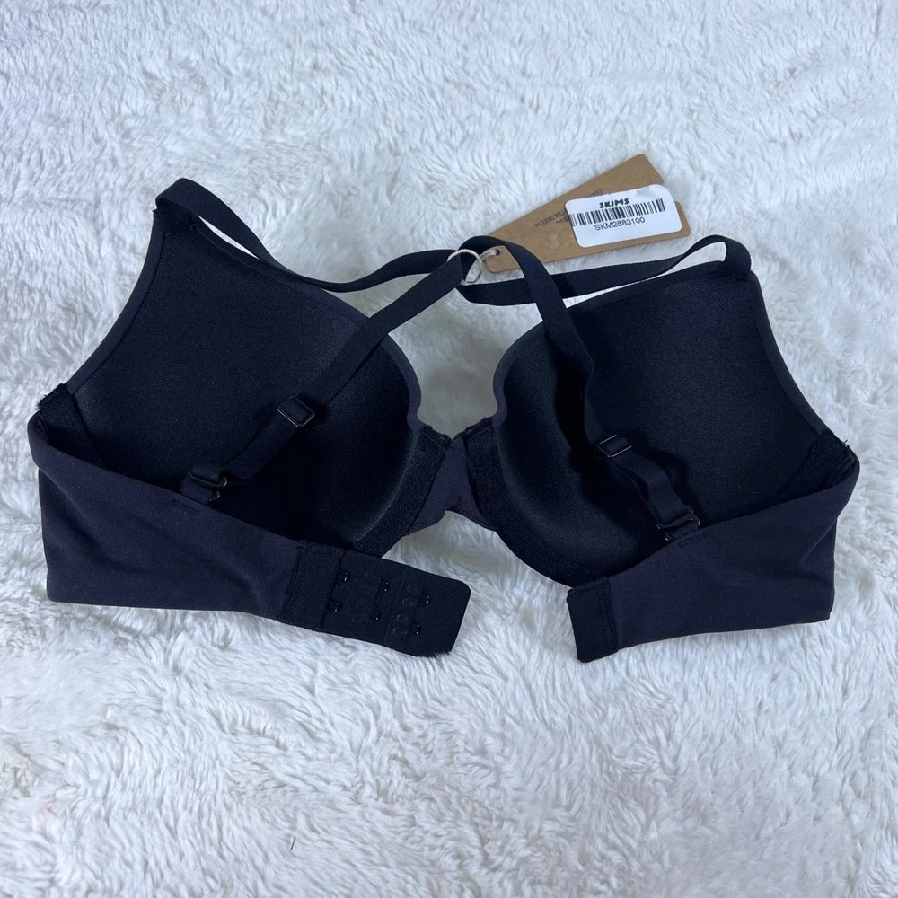 SKIMS Fits Everybody T-Shirt Bra Onyx Black BR-UWR-2294 Underwire Size 30C NEW‎
